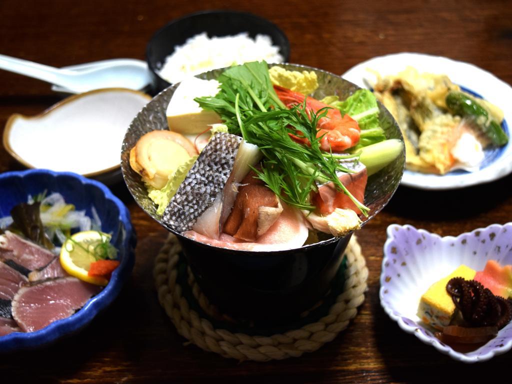 Yamabe Hotel Tenri Bagian luar foto