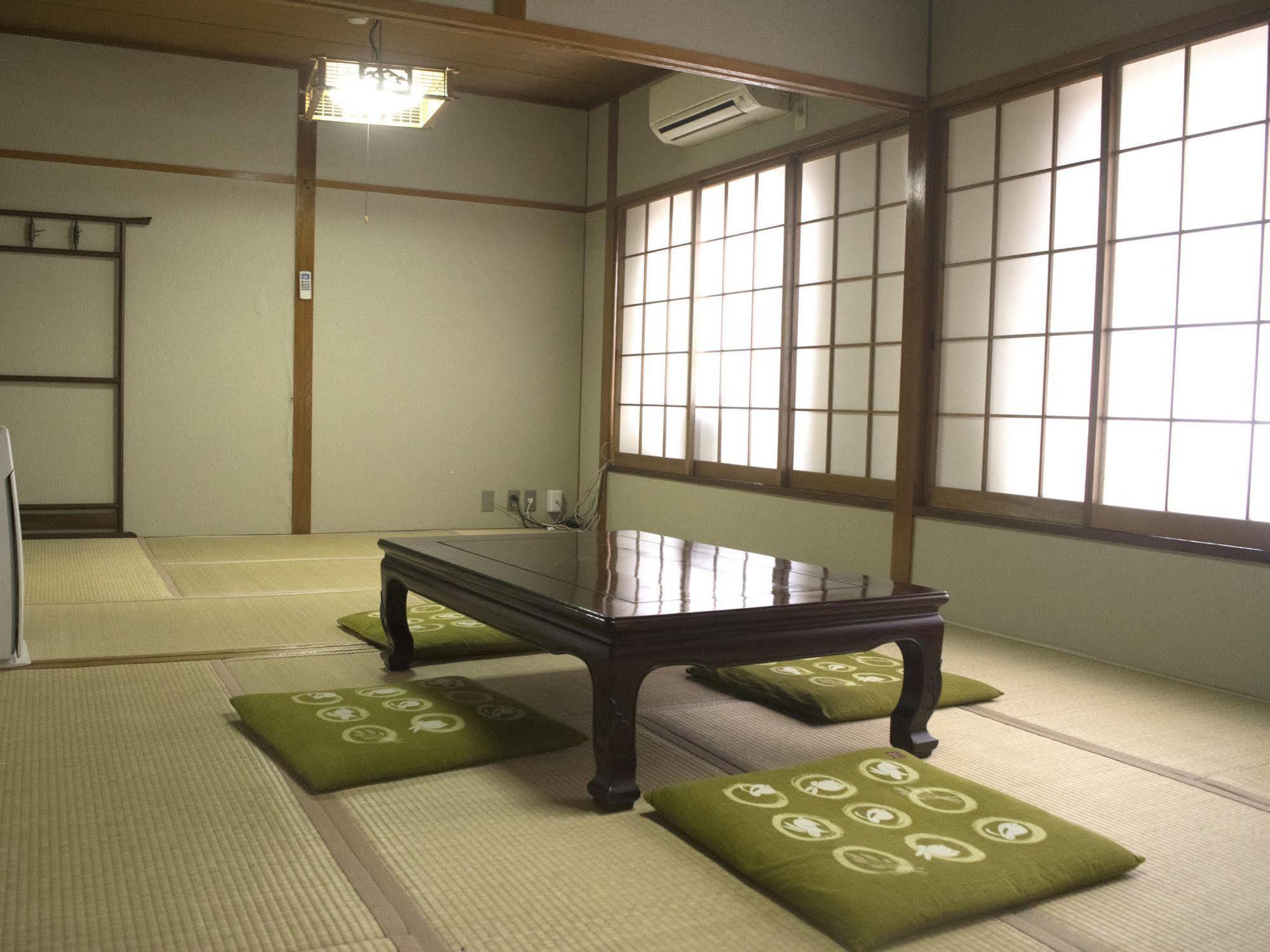 Yamabe Hotel Tenri Bagian luar foto